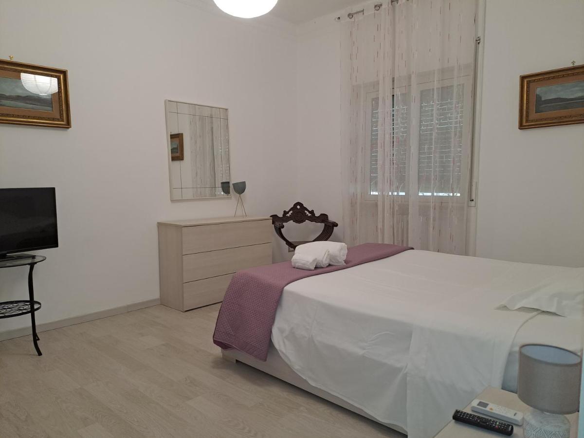 Casa Momy Apartment Lecce Bagian luar foto